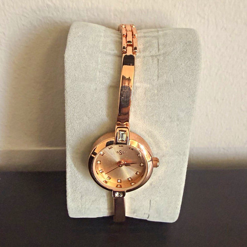 Spirit women quartz analogue - quartz,