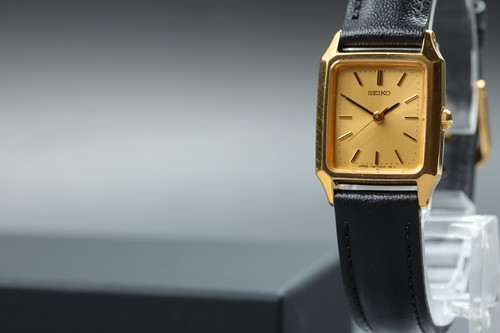 Vintage 2004 mint seiko - n,